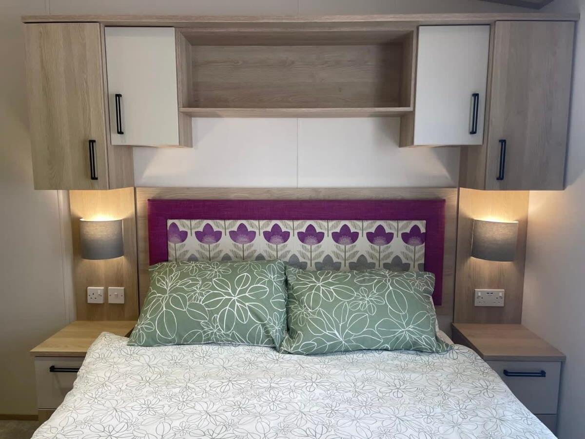 74 Bayside Cove Pevensey Bay Holiday Park Buitenkant foto