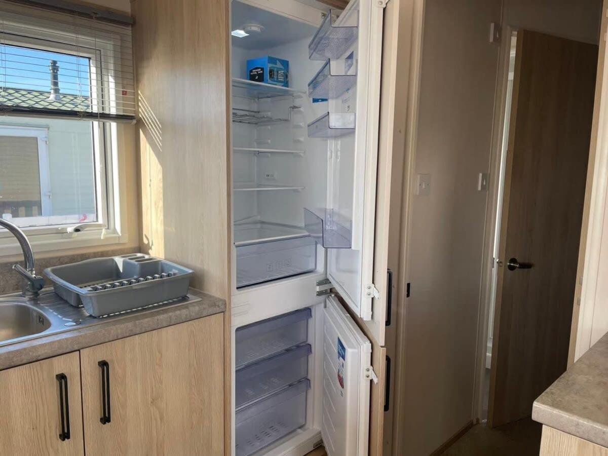 74 Bayside Cove Pevensey Bay Holiday Park Buitenkant foto
