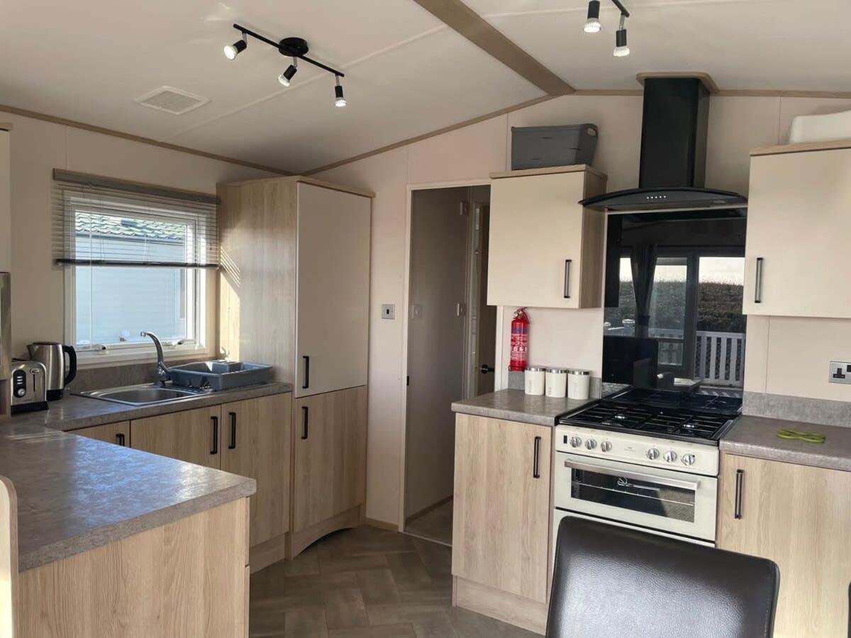 74 Bayside Cove Pevensey Bay Holiday Park Buitenkant foto